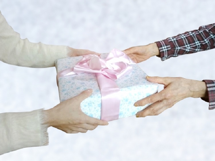 贈る相手によって相場が若干違うお歳暮