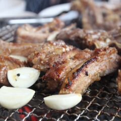 キャンプでお肉を楽しみたい！保存方法や持って行き方をご紹介