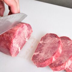 厚切りの牛タンを美味しく焼く方法は？